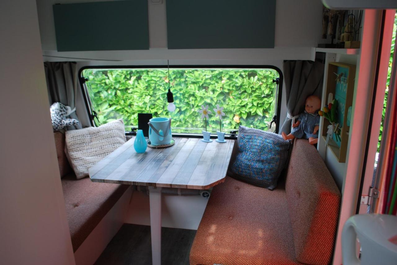 B&B Oeland Caravan "Juf Jansen" Ottoland 외부 사진